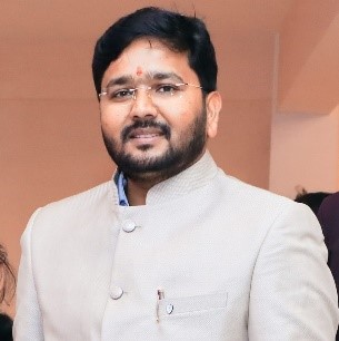 Dr. Randhir Kumar